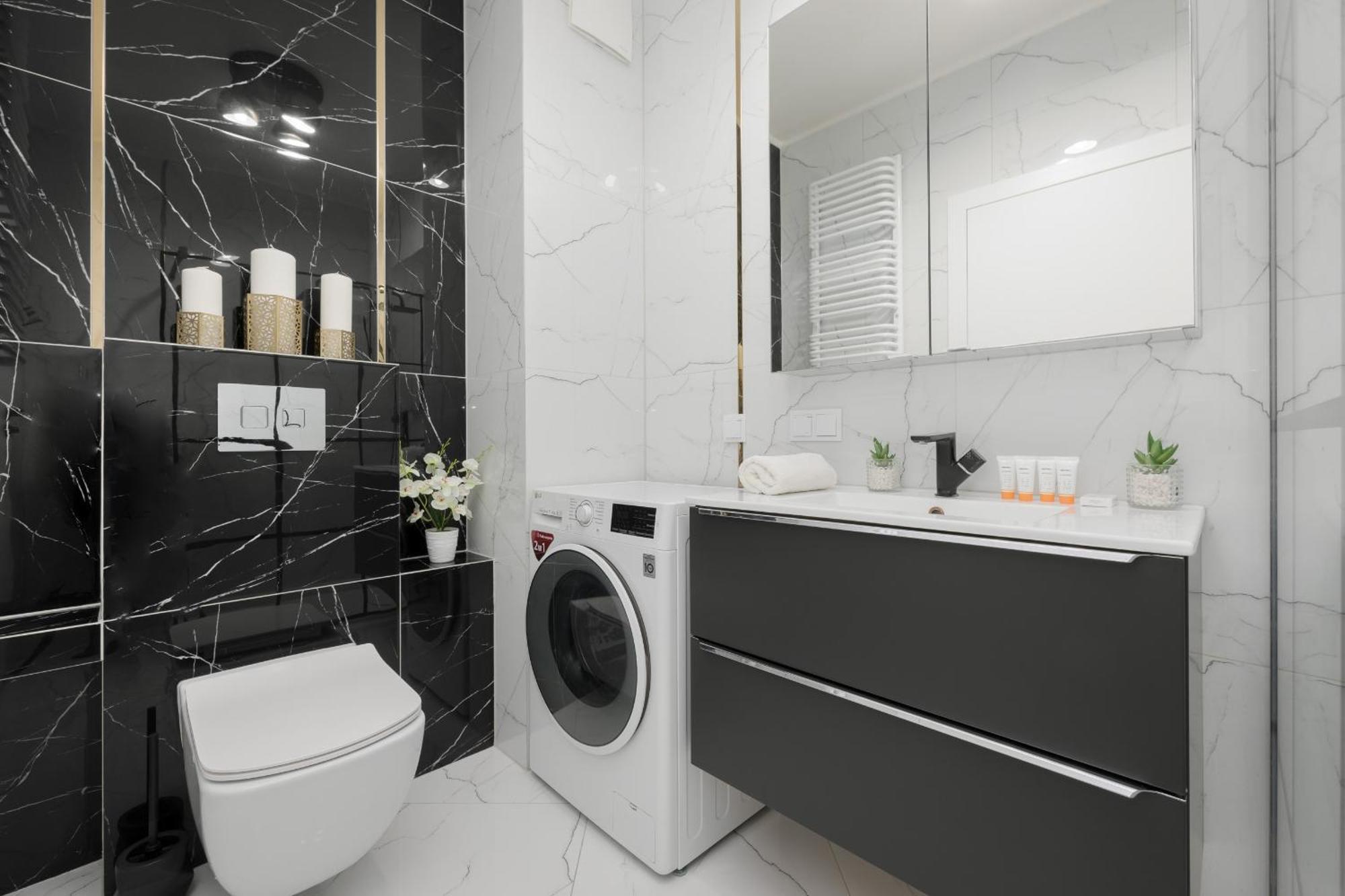 Apartamento With Balcony & Parking In By Renters Varsovia